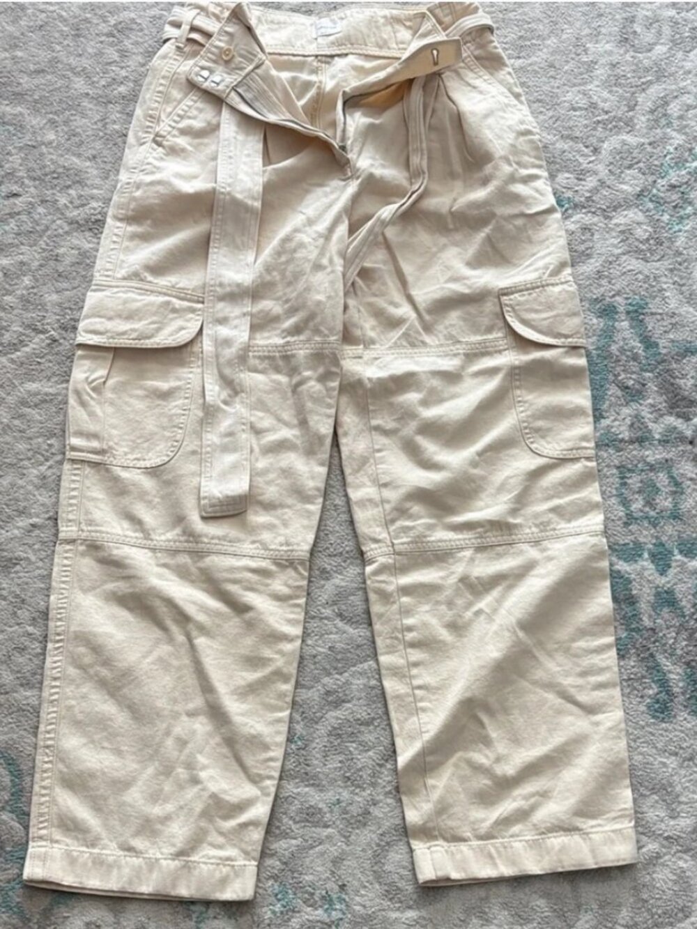 Aritzia Wilfred Free White Cargo Pants High Rise Wide Leg Size 6